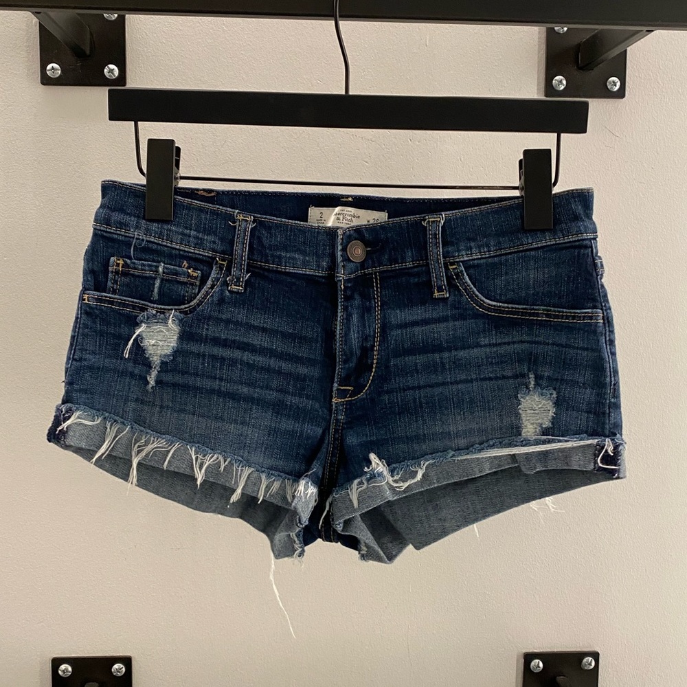 Abercrombie & Fitch low-rise Jean shorts